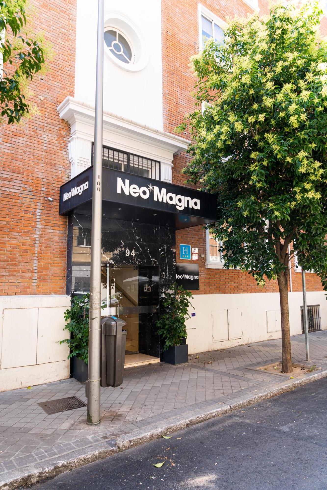 Neomagna Madrid Hotel Exterior foto
